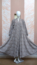 Gray and White Leopards Dotted Abaya for Girls